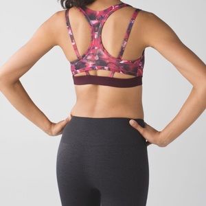 Lululemon splendour sports bra